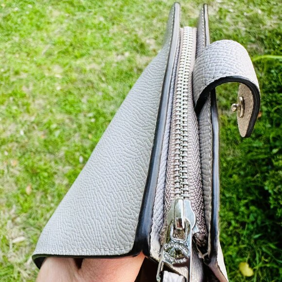 Coach Corner Zip Medium  Leather Wallet $165 MRSP - Picture 13 of 16